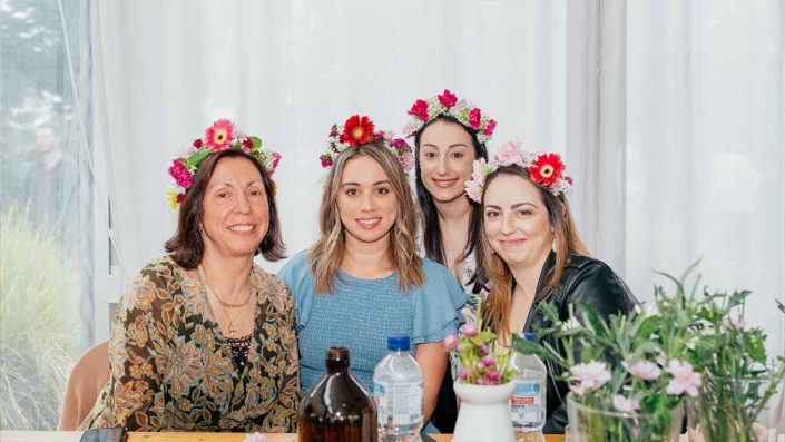 hens-flower-crown-workshop-and-wine-tours-yarra-valley