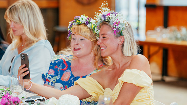 hens-day-out-flower-crown-workshop-and-wine-tours hens-day-out-flower-crown-workshop-and-wine-tours